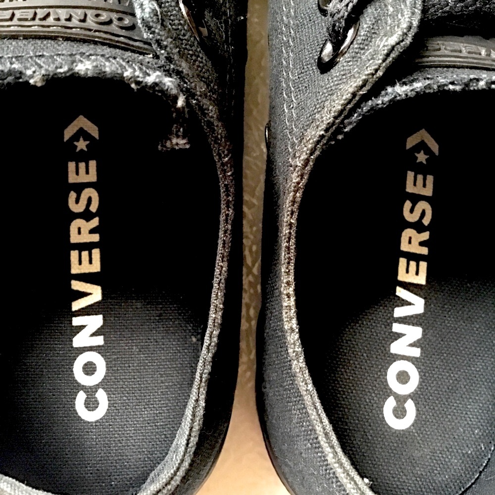 Sz 7 Converse Chuck Taylor Low Top - Picture 8 of 9